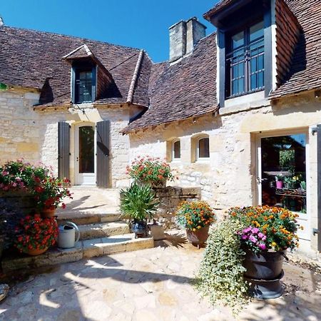 Demeure Du Vallon - Chambres D'Hotes De Charme Azerat Екстериор снимка