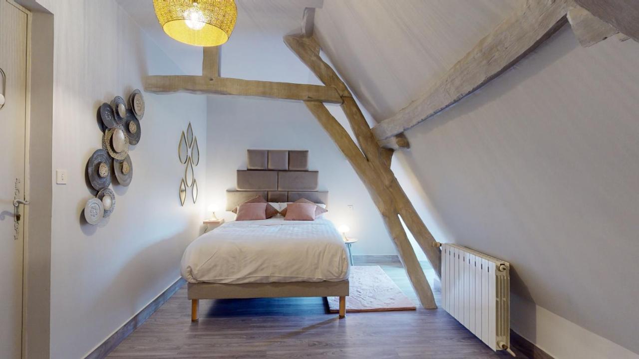 Demeure Du Vallon - Chambres D'Hotes De Charme Azerat Екстериор снимка