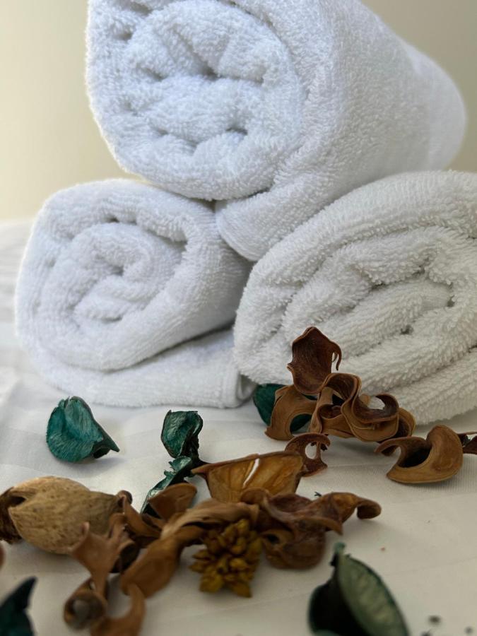 Demeure Du Vallon - Chambres D'Hotes De Charme Azerat Екстериор снимка
