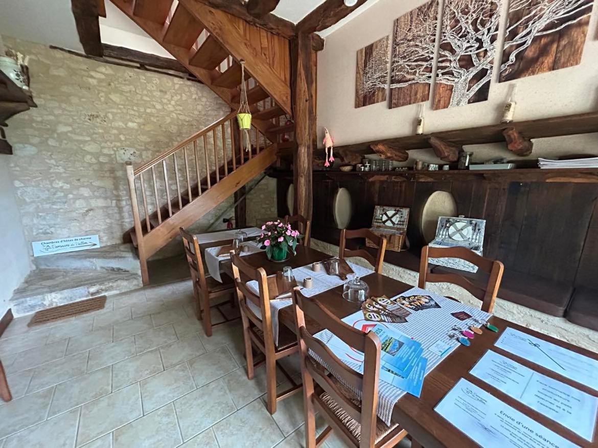 Demeure Du Vallon - Chambres D'Hotes De Charme Azerat Екстериор снимка