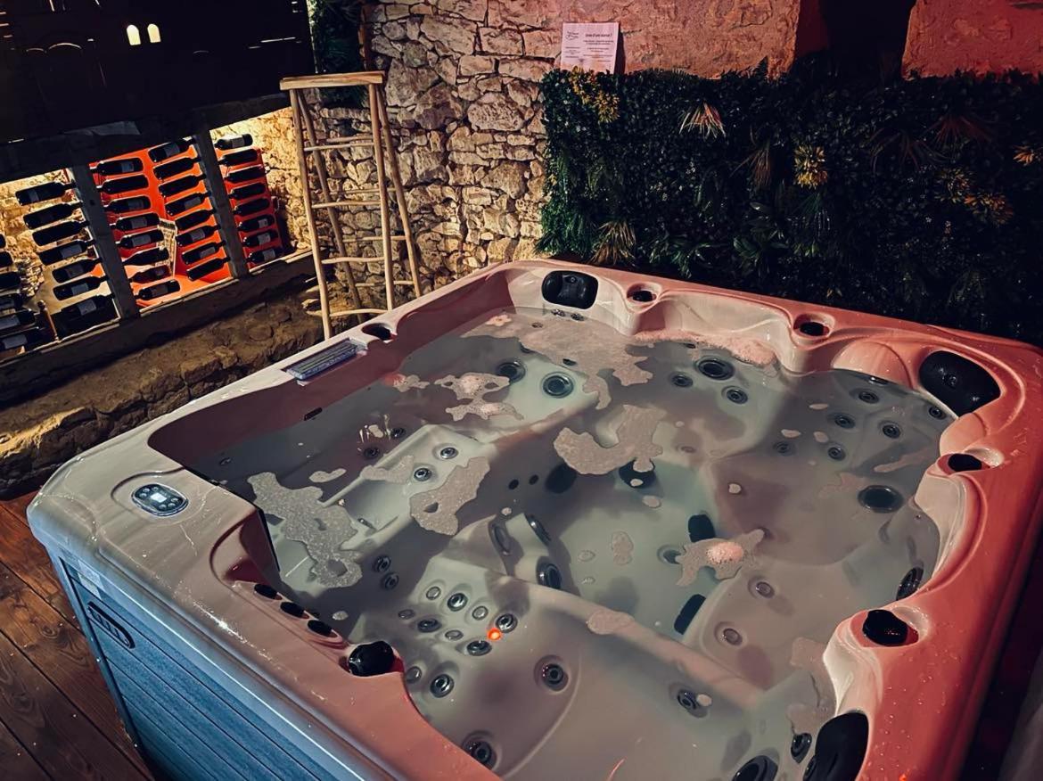 Demeure Du Vallon - Chambres D'Hotes De Charme Azerat Екстериор снимка