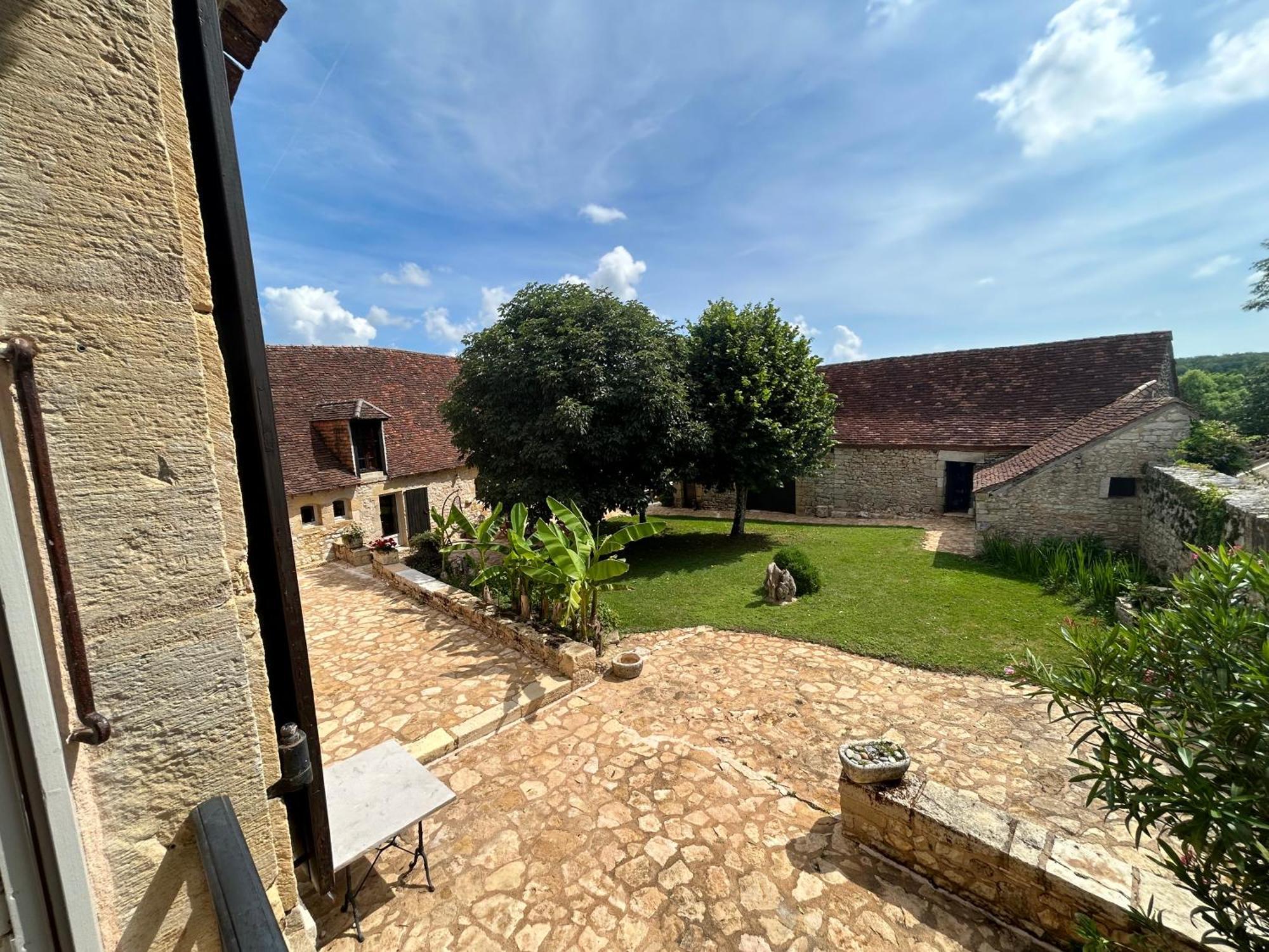 Demeure Du Vallon - Chambres D'Hotes De Charme Azerat Екстериор снимка