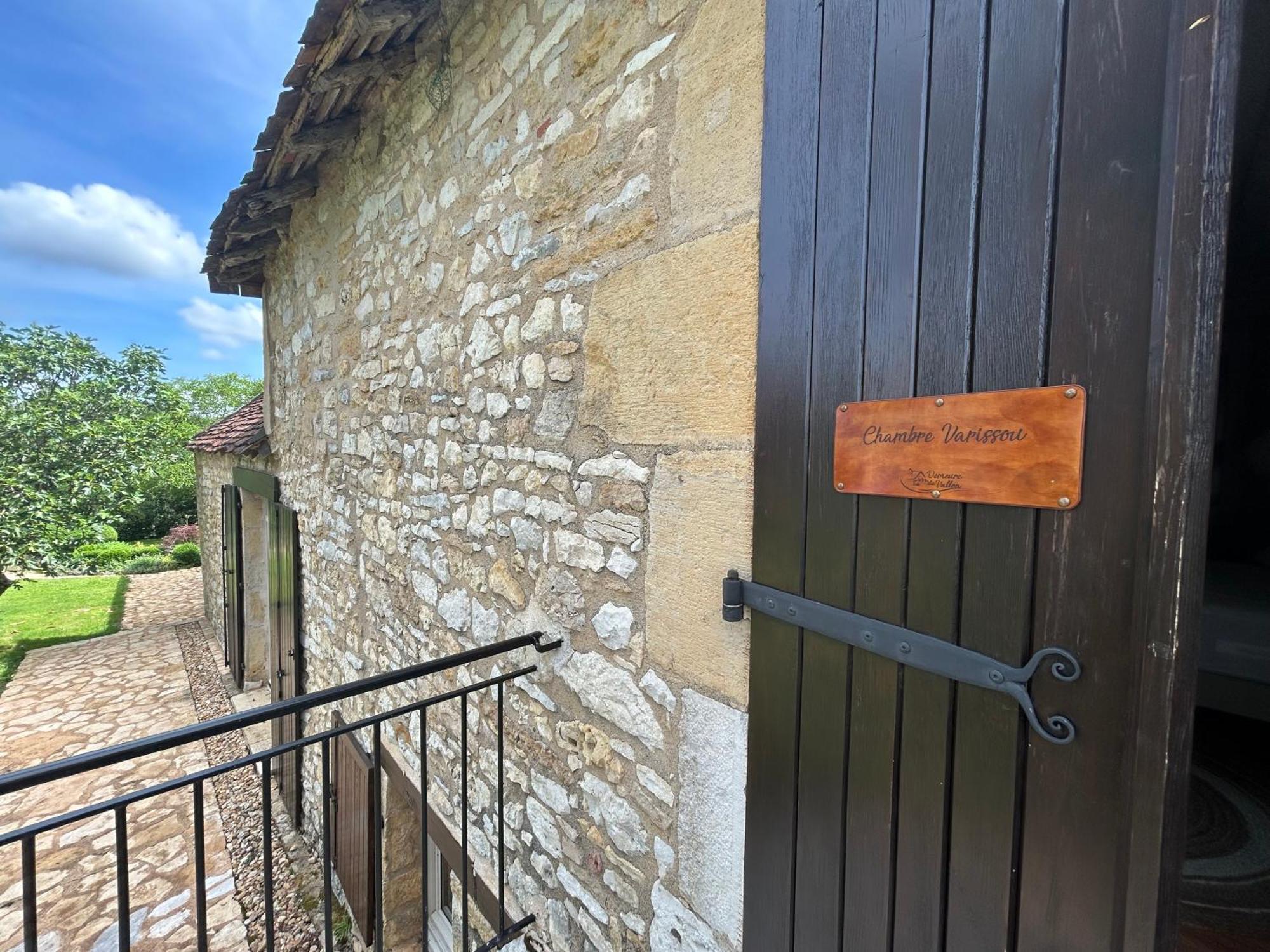 Demeure Du Vallon - Chambres D'Hotes De Charme Azerat Екстериор снимка
